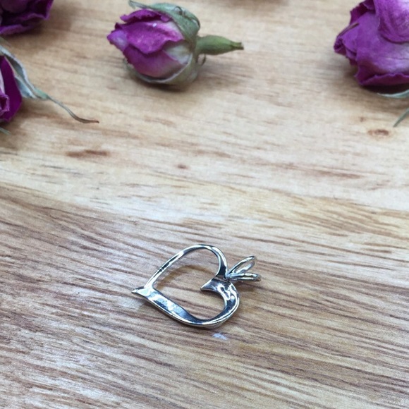 10kt white gold heart pendant (new) - Picture 4 of 6